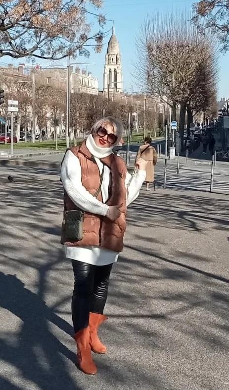 Photo de Elena (Var) / Réf. 92296 / Agence Amélie