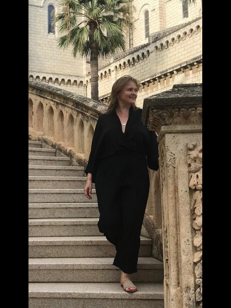 Oksana (Monténégro) / Réf. 92325 / Adhérente Agence Amélie