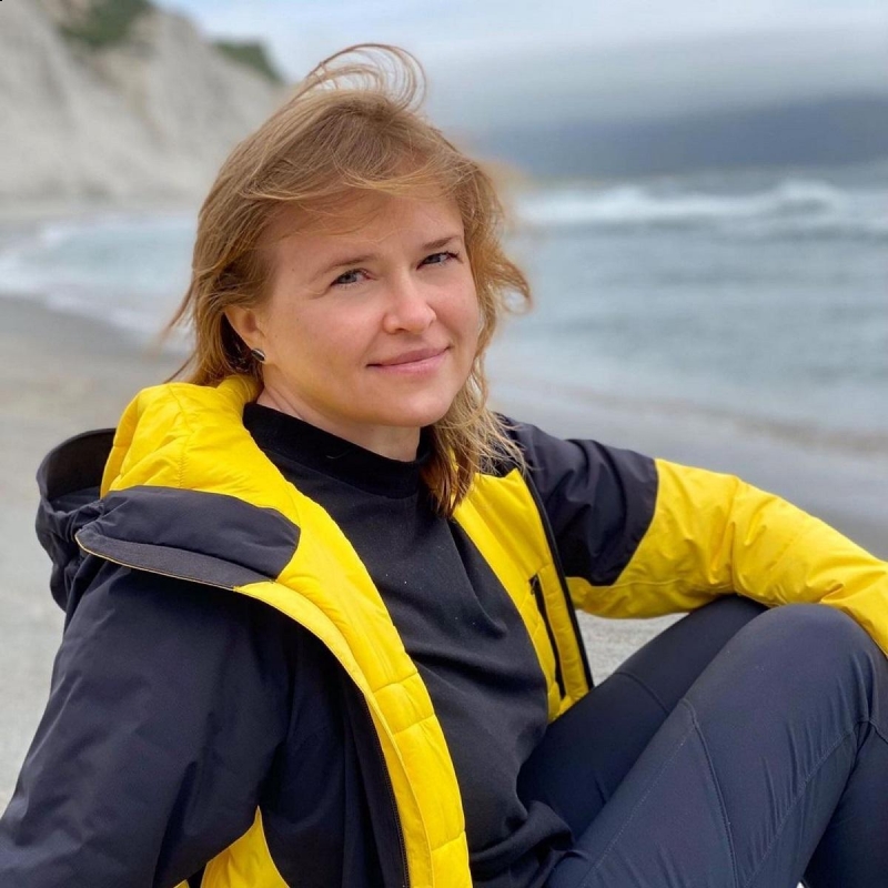 Photo de Oksana (Monténégro) / Réf. 92325 / Agence Amélie