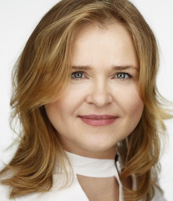 Photo de Oksana (Monténégro) / Réf. 92325 / Agence Amélie