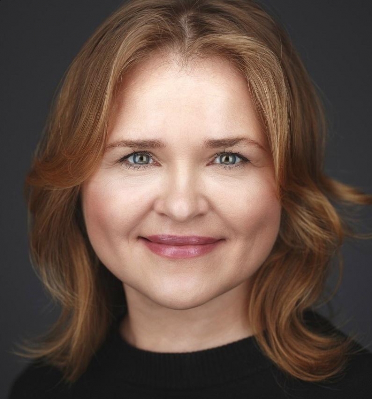 Photo de Oksana (Monténégro) / Réf. 92325 / Agence Amélie