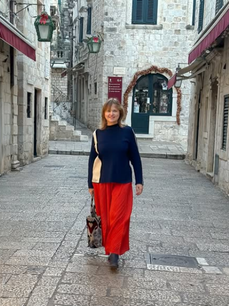 Oksana (Monténégro) / Réf. 92325 / Adhérente Agence Amélie