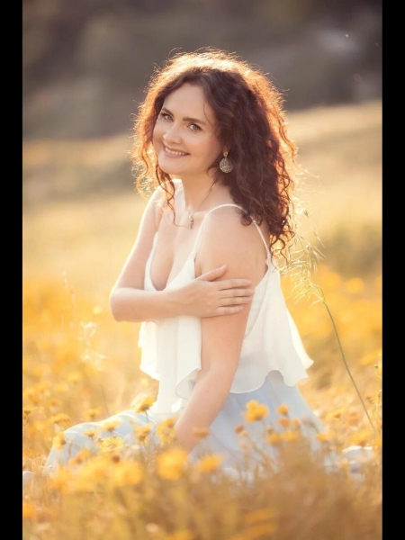 Elena (Chypre) / Réf. 92363 / Adhérente Agence Amélie