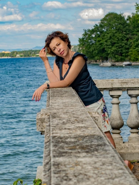 Elena (Thonon-les-Bains) / Réf. 92370 / Adhérente Agence Amélie