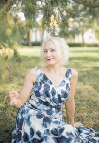 Photo de Natalia (Chambéry) / Réf. 92411 / Agence Amélie