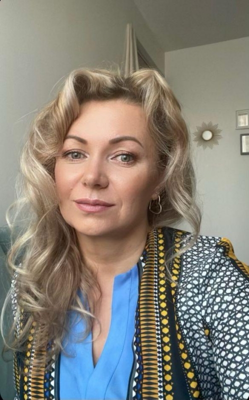 Photo de Irina (Vichy) / Réf. 92419 / Agence Amélie