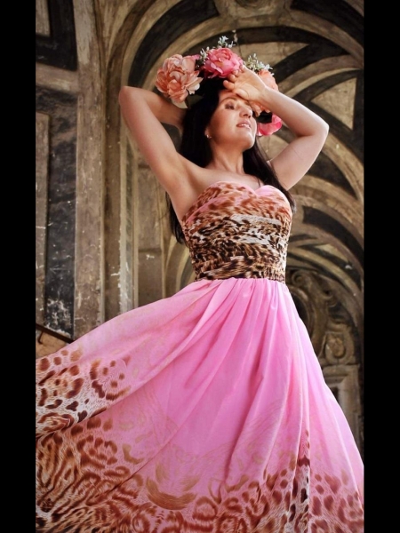 Tetyana (Italie) / Réf. 92435 / Adhérente Agence Amélie