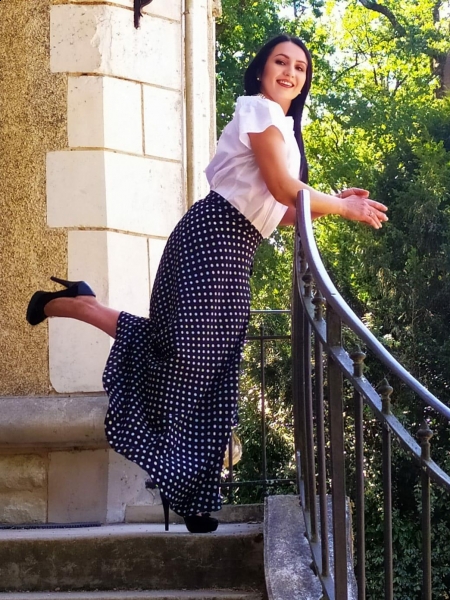 Tetyana (Italie) / Réf. 92435 / Adhérente Agence Amélie