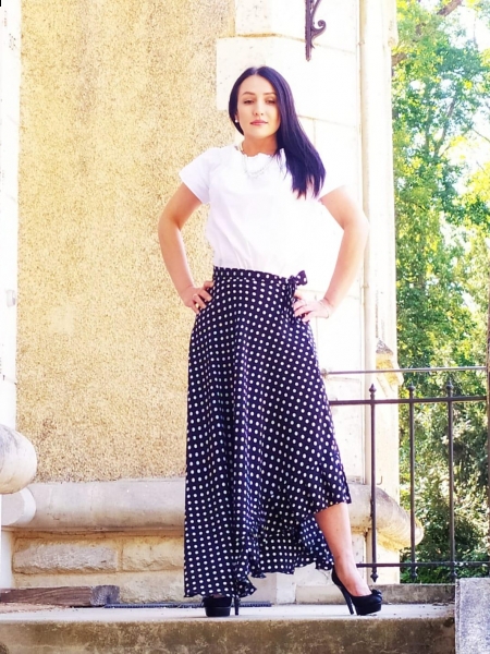 Tetyana (Italie) / Réf. 92435 / Adhérente Agence Amélie