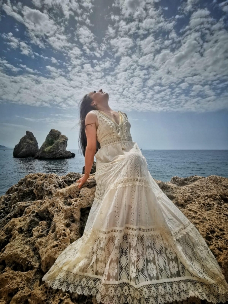 Tetyana (Italie) / Réf. 92435 / Adhérente Agence Amélie