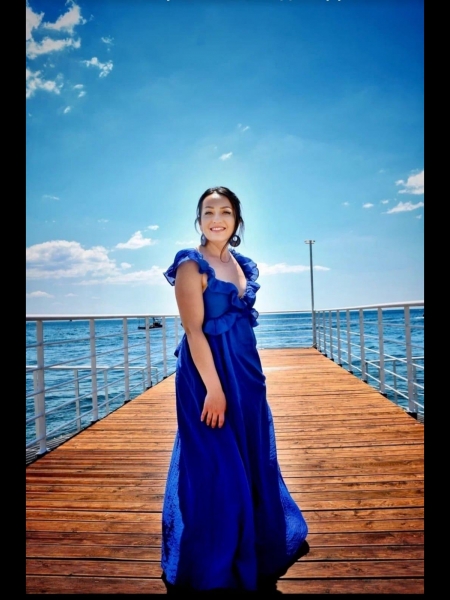 Tetyana (Italie) / Réf. 92435 / Adhérente Agence Amélie