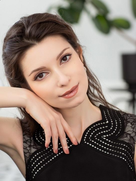 Diana (Paris) / Réf. 92448 / Adhérente Agence Amélie