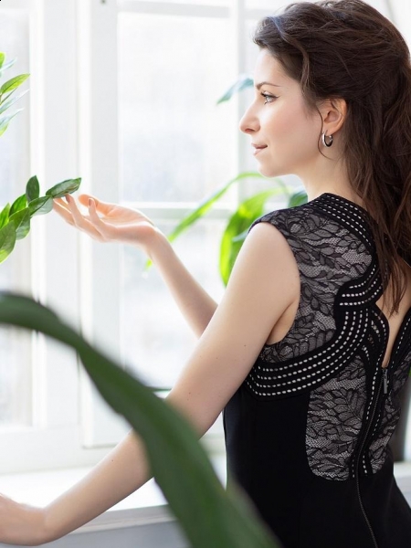 Diana (Paris) / Réf. 92448 / Adhérente Agence Amélie