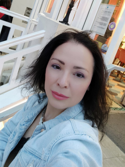 Photo de Olga (Rennes) / Réf. 92465 / Agence Amélie