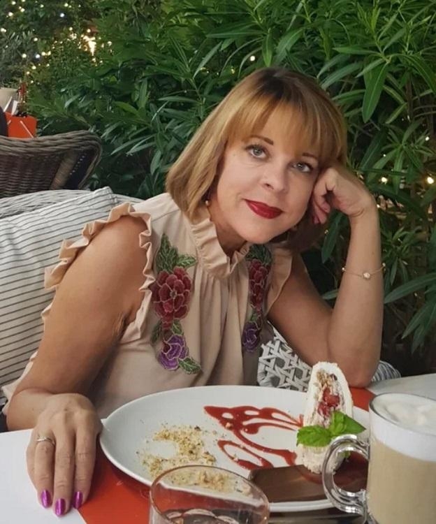 Photo de Svetlana / Réf. 92471 / Agence Amélie