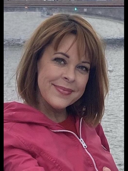 Svetlana / Réf. 92471 / Adhérente Agence Amélie