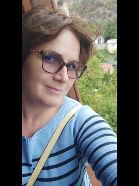 Vanya (Bulgarie) / Réf. 92485 / Adhérente Agence Amélie