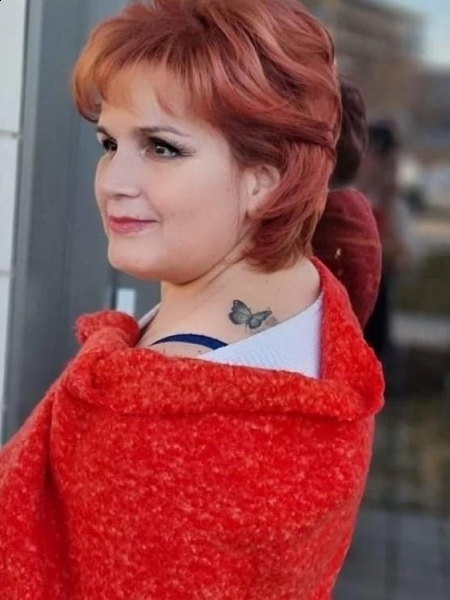 Vanya (Bulgarie) / Réf. 92485 / Adhérente Agence Amélie