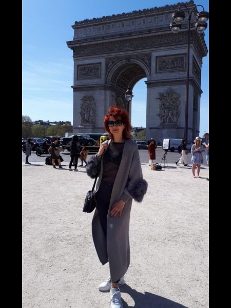Elena (Paris) / Réf. 92490 / Adhérente Agence Amélie