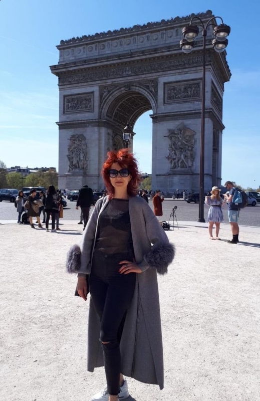 Photo de Elena (Paris) / Réf. 92490 / Agence Amélie