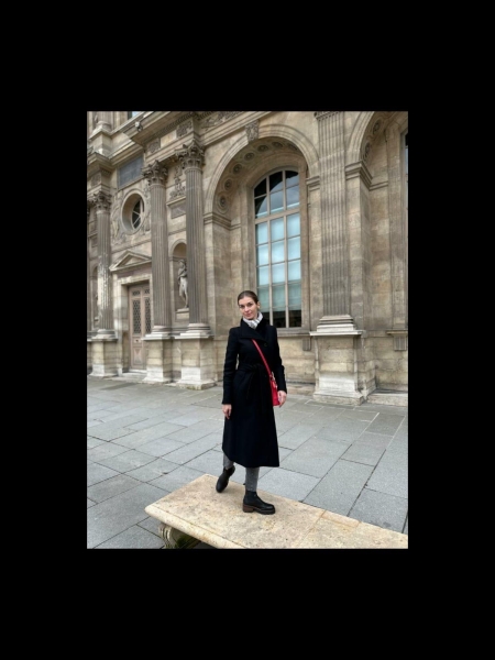 Alexandra (Paris) / Réf. 92494 / Adhérente Agence Amélie