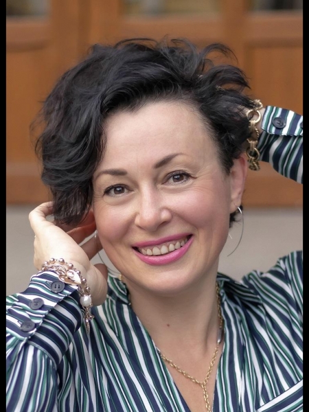 Eugenia (Bruxelles) / Réf. 92506 / Adhérente Agence Amélie