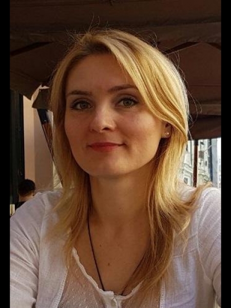 Natalia / Réf. 435 / Adhérente Agence Amélie