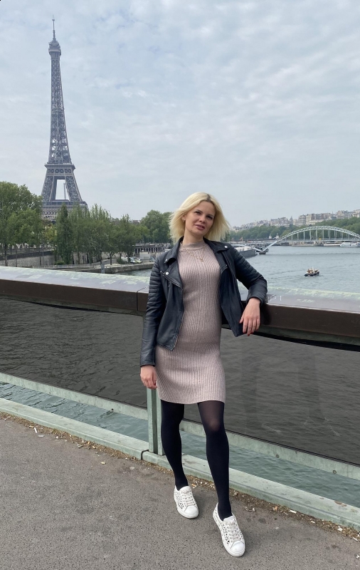 Photo de Olga (Barcelone) / Réf. 92520 / Agence Amélie