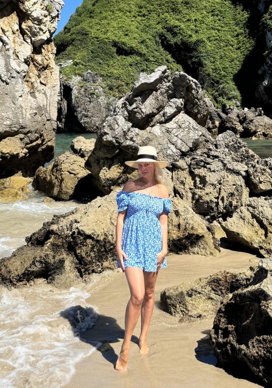 Photo de Olga (Barcelone) / Réf. 92520 / Agence Amélie