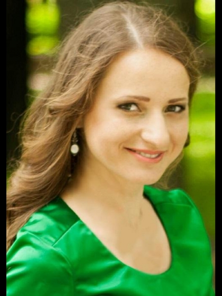 Olena (Paris) / Réf. 92545 / Adhérente Agence Amélie