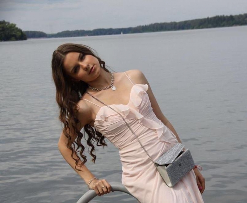 Photo de Alissa (Lettonie) / Réf. 92559 / Agence Amélie