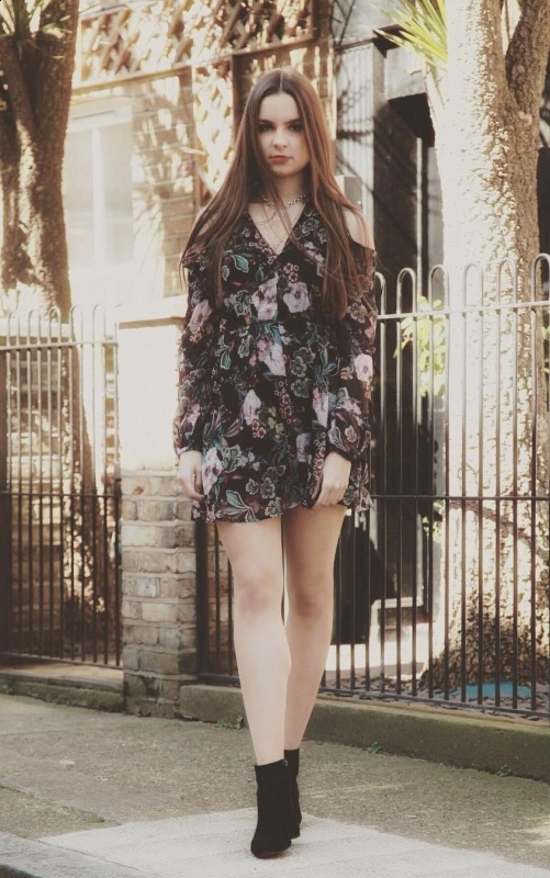 Photo de Alissa (Lettonie) / Réf. 92559 / Agence Amélie