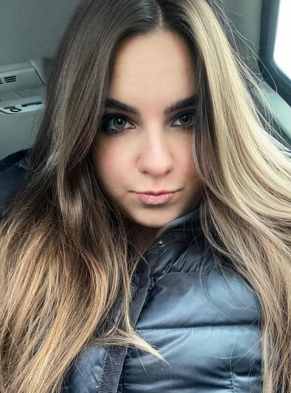 Photo de Alissa (Lettonie) / Réf. 92559 / Agence Amélie