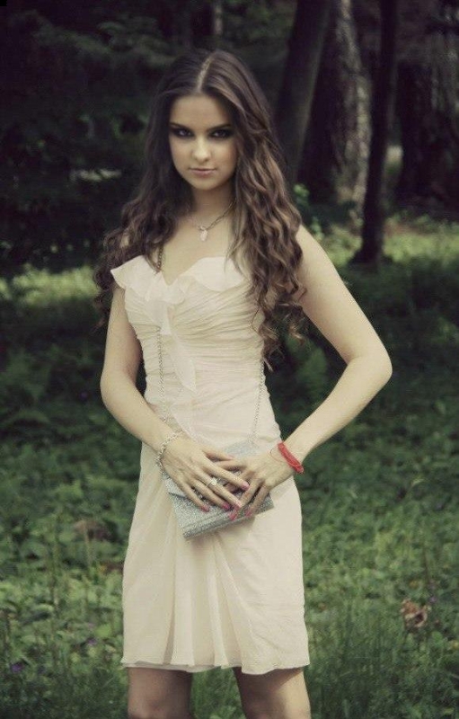 Photo de Alissa (Lettonie) / Réf. 92559 / Agence Amélie