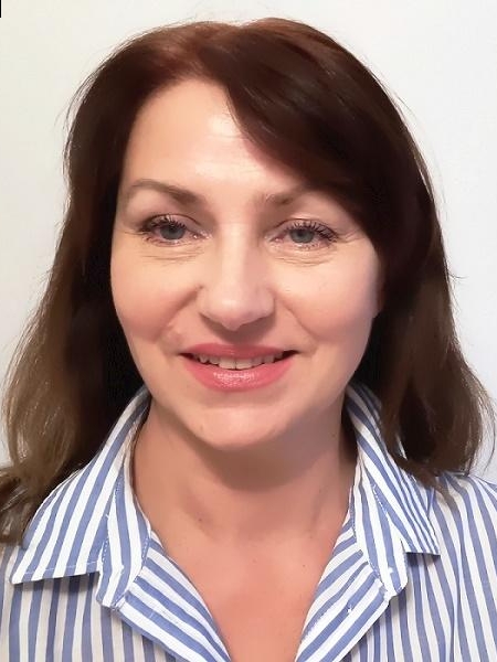 Elvira (Autriche) / Réf. 92568 / Adhérente Agence Amélie