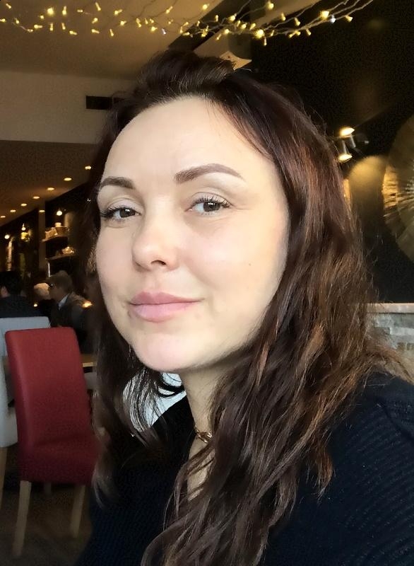 Photo de Svetlana (Antibes) / Réf. 92570 / Agence Amélie