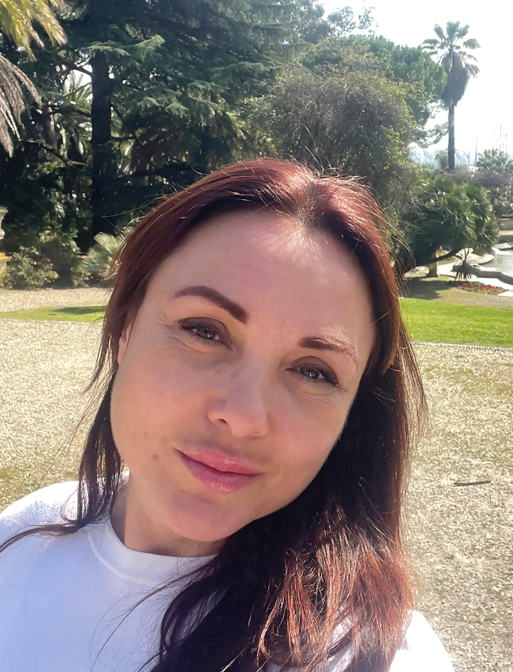 Photo de Svetlana (Antibes) / Réf. 92570 / Agence Amélie