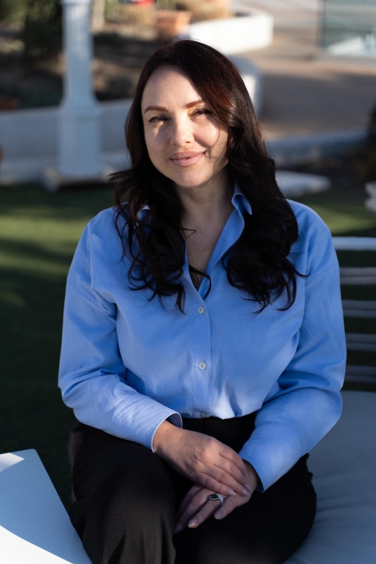 Photo de Svetlana (Antibes) / Réf. 92570 / Agence Amélie