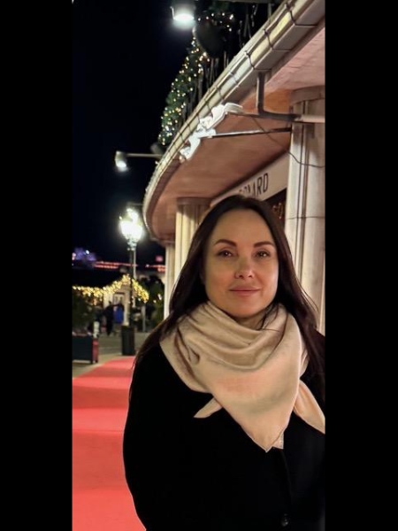 Svetlana (Antibes) / Réf. 92570 / Adhérente Agence Amélie