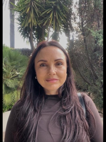 Svetlana (Antibes) / Réf. 92570 / Adhérente Agence Amélie