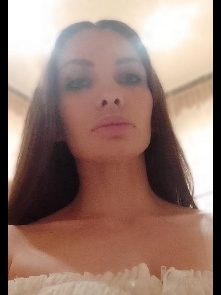 Anna / Réf. 92588 / Adhérente Agence Amélie