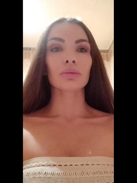 Anna / Réf. 92588 / Adhérente Agence Amélie