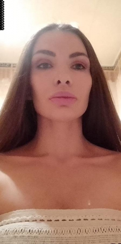 Photo de Anna / Réf. 92588 / Agence Amélie