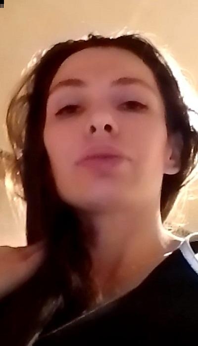 Photo de Anna / Réf. 92588 / Agence Amélie