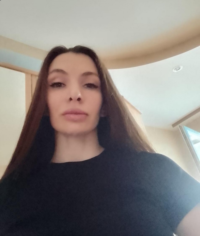 Photo de Anna / Réf. 92588 / Agence Amélie