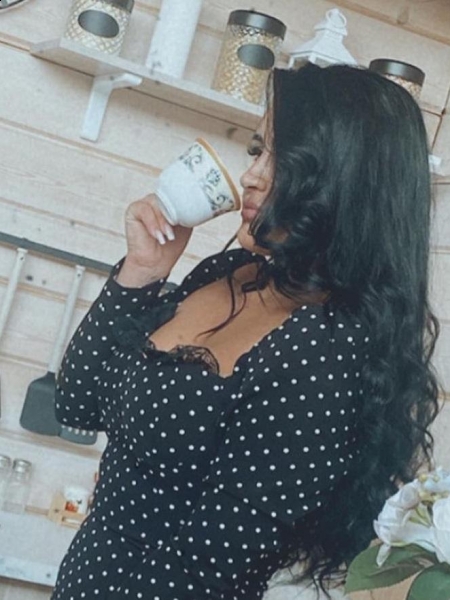 Karolina / Réf. 92604 / Adhérente Agence Amélie