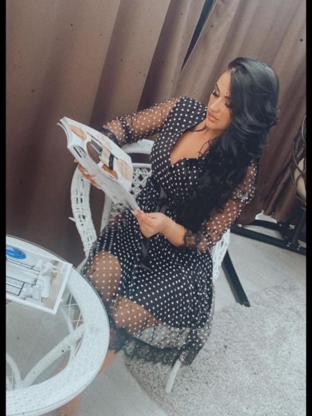 Karolina / Réf. 92604 / Adhérente Agence Amélie