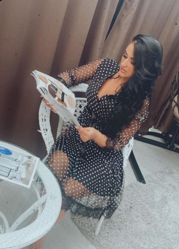 Photo de Karolina / Réf. 92604 / Agence Amélie