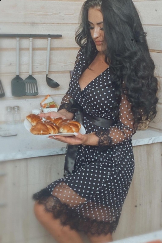 Photo de Karolina / Réf. 92604 / Agence Amélie