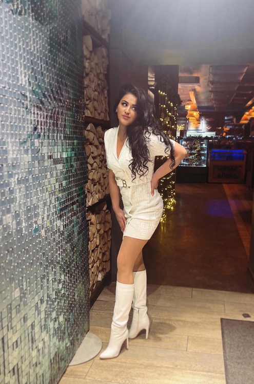 Photo de Karolina / Réf. 92604 / Agence Amélie